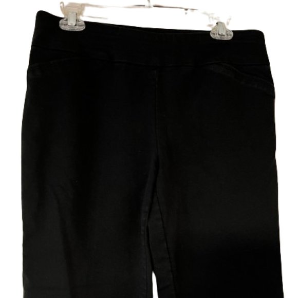 Croft & Barrow  - Black Stretch Straight Leg, Pull-On Pants - 10S - Picture 3 of 4